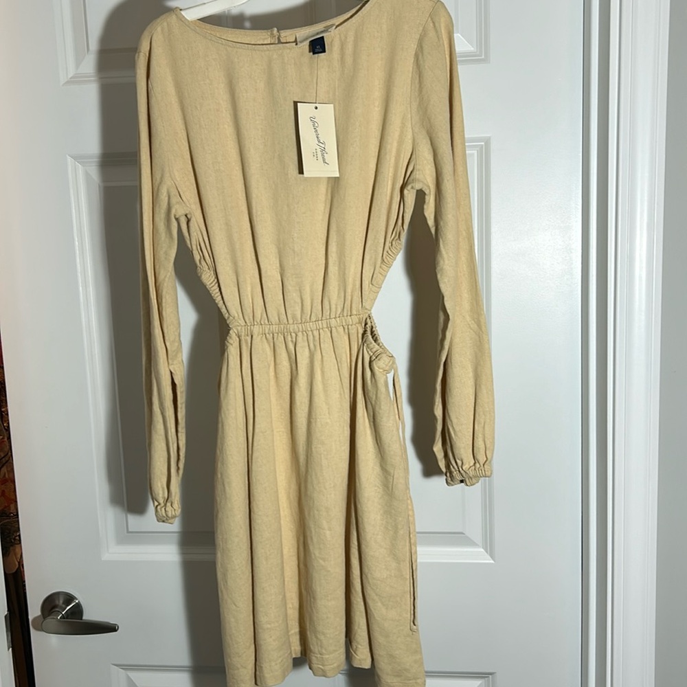 Cream linen long sleeve dress